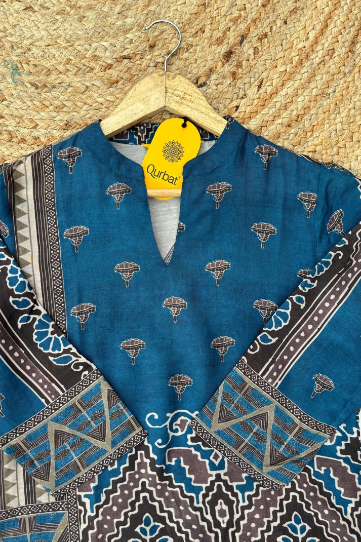 Breathable Muslin Short Kurti – Chic & Comfortable.