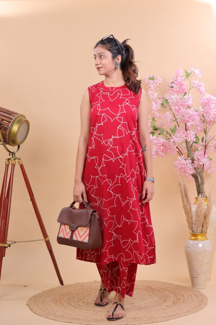 Stylish Maroon Sleeveless Kurta with Matching Pants