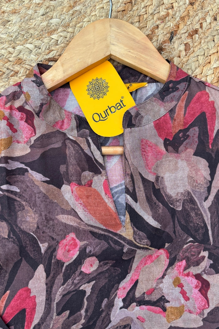 Floral Muslin Short Kurti – Lightweight & Elegant