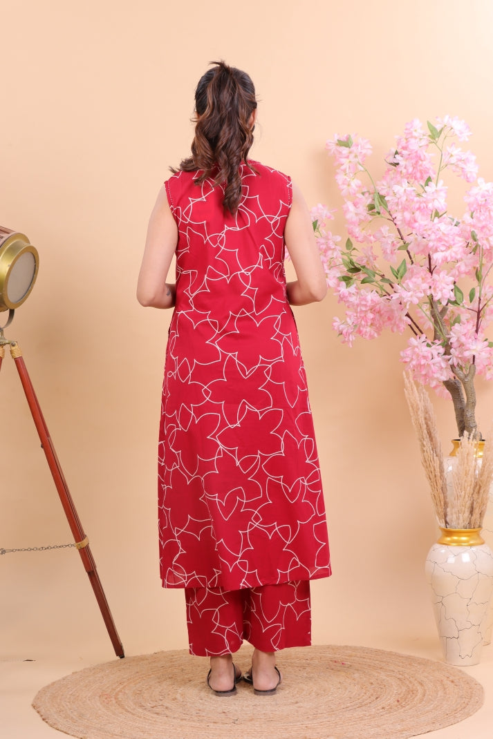 Stylish Maroon Sleeveless Kurta with Matching Pants