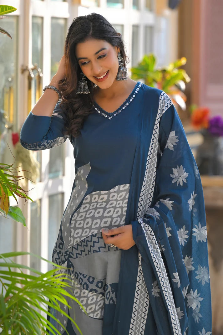 Amethyst Bloom Printed Kurta Set with Dupatta