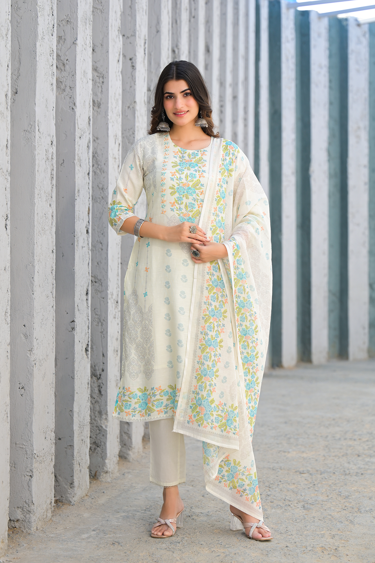 Soft Pink Floral Embroidered Three-Piece Suit Set