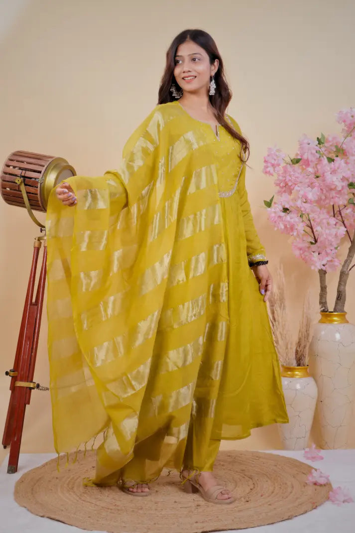 Classic Heena Green Embroidered Suit Set with Dupatta