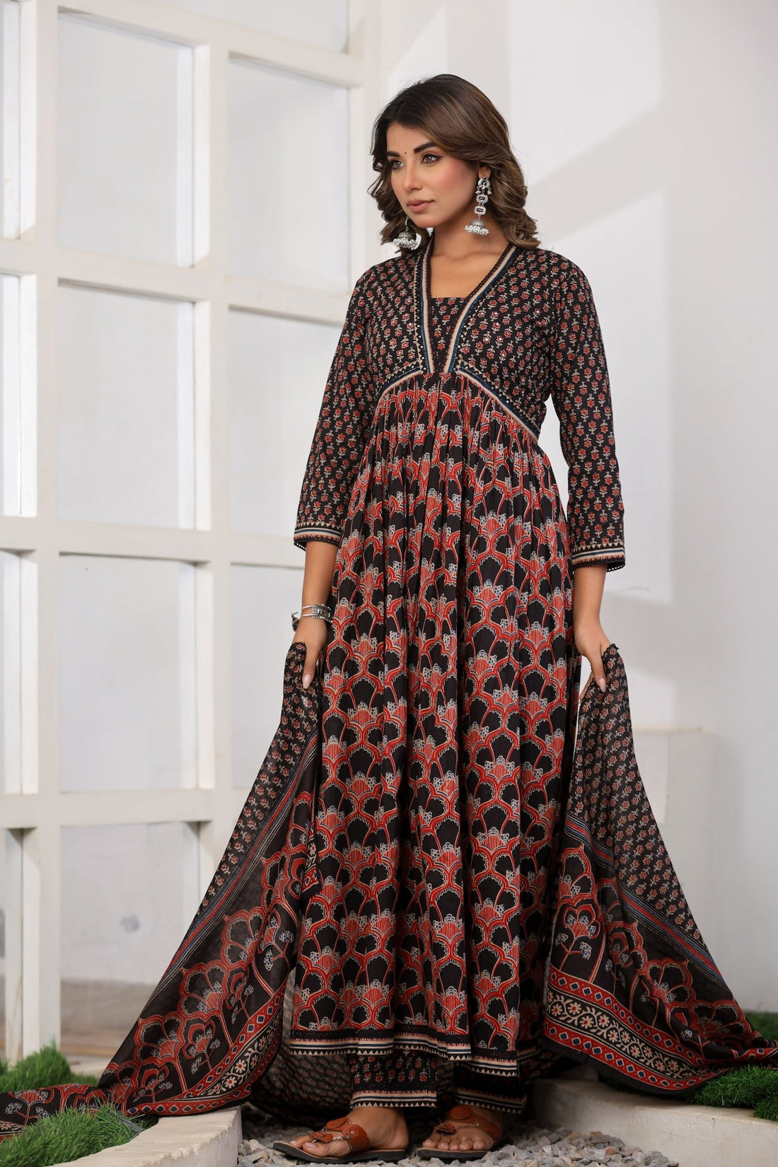 Black Printed Cotton Suit Set - Qurbat