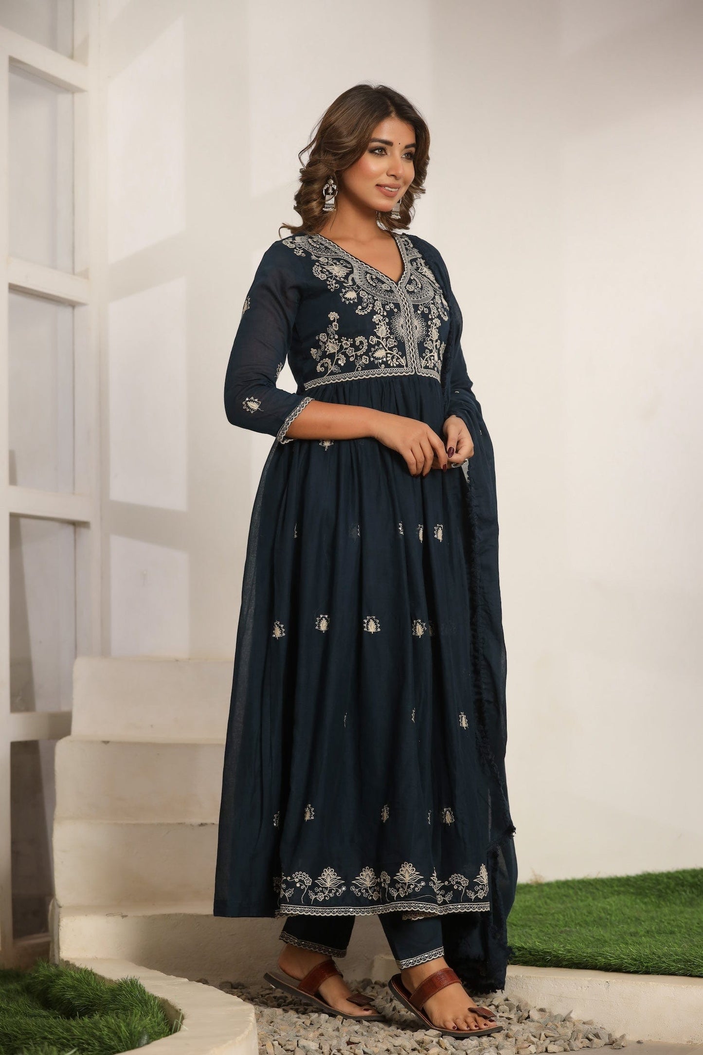 Blue Embroidery Cotton Suit Set - Qurbat