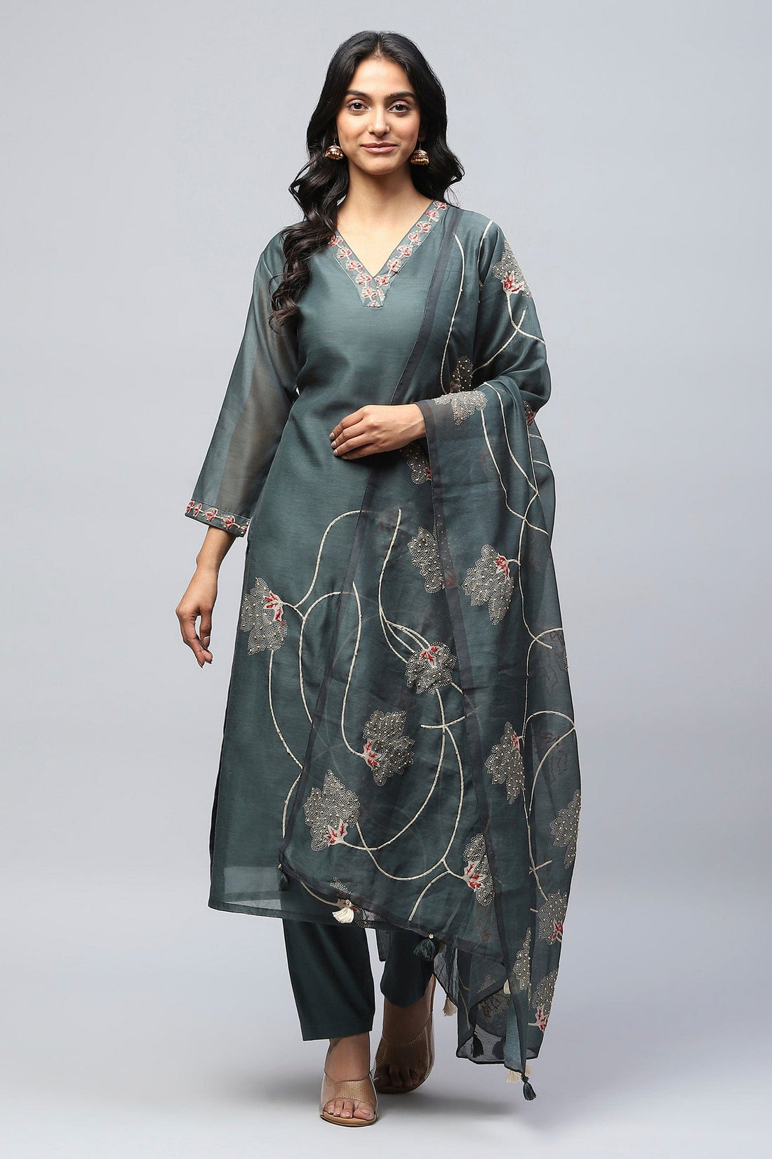 Green Digital Print Suit Set for Women with French Knot - Qurbat