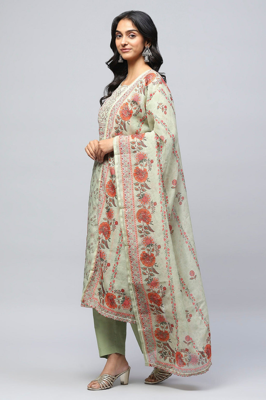 Green Printed Suit Set for Women with Hand Embroidery – Elegant & Chic - Qurbat