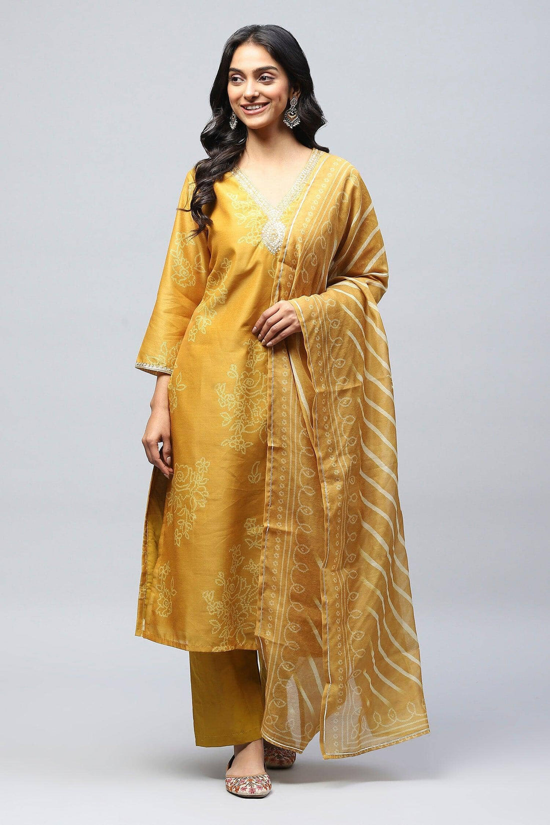 Yellow elegant Printed Suit Set for Women with Hand Embroidery - Qurbat