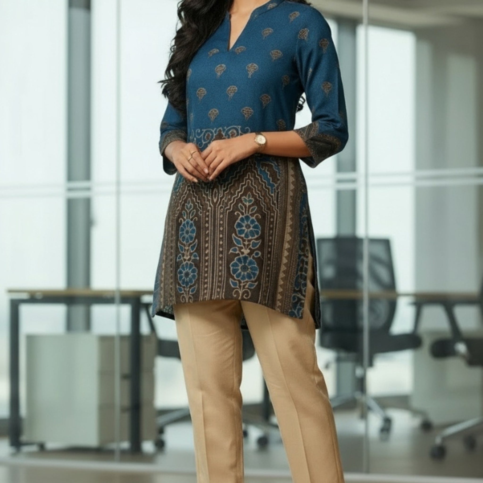 Breathable Muslin Short Kurti – Chic & Comfortable.