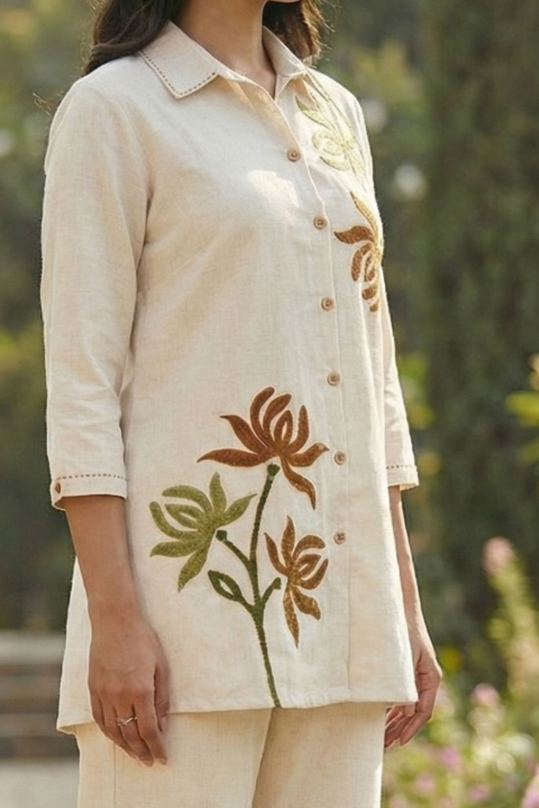 Women's Natural Floral Embroidered Straight Kurta
