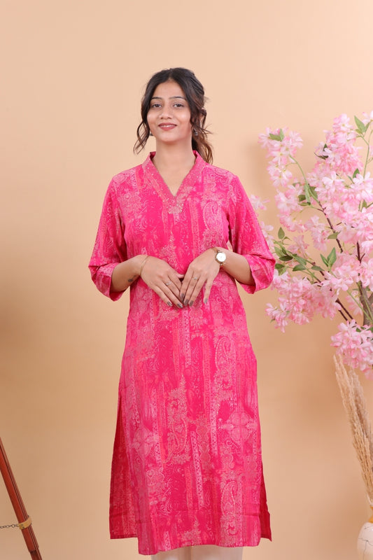 Stylish Magenta Muslin Straight Kurta