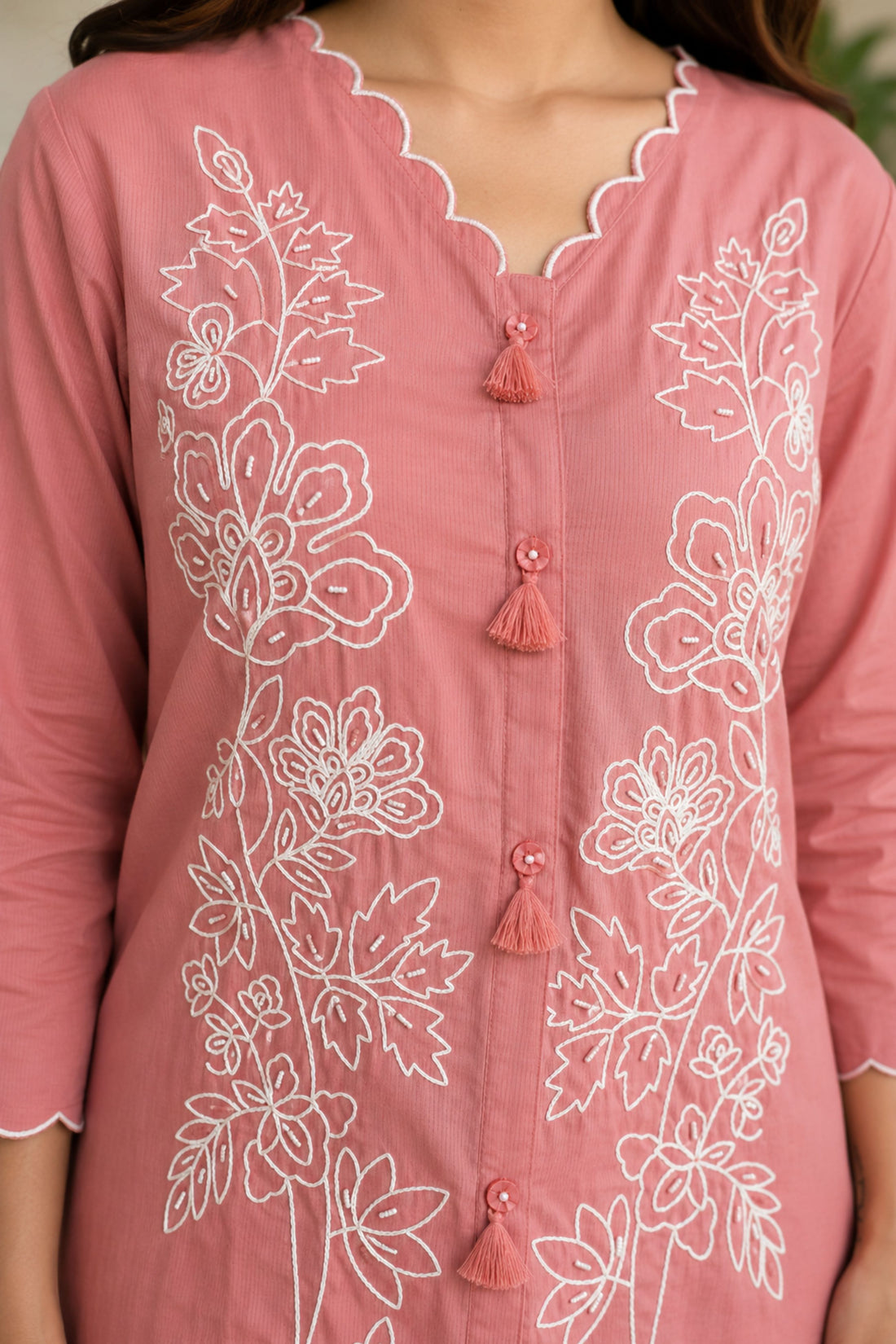 Women's Dusty Pink Embroidered Straight Kurta