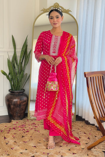 Fuchsia Mirror-Detailed Neck Embroidered Kurta Set