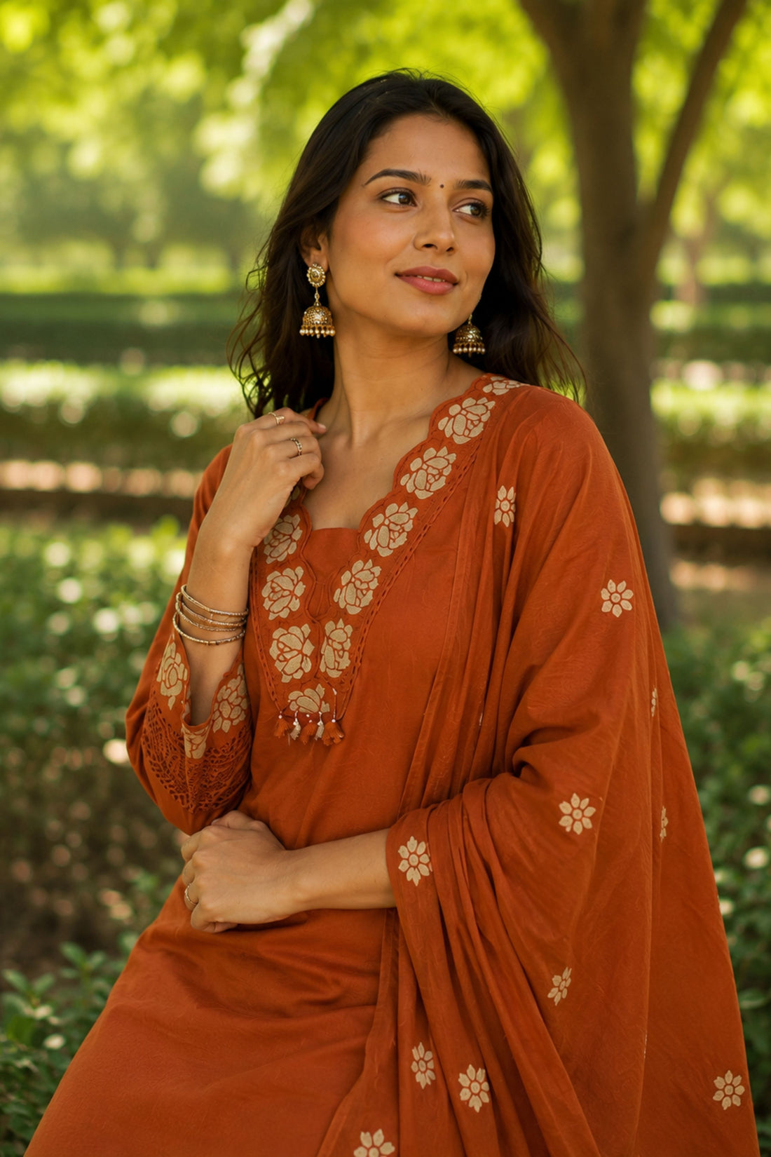 Women's Rust Floral Embroidered Straight Kurta