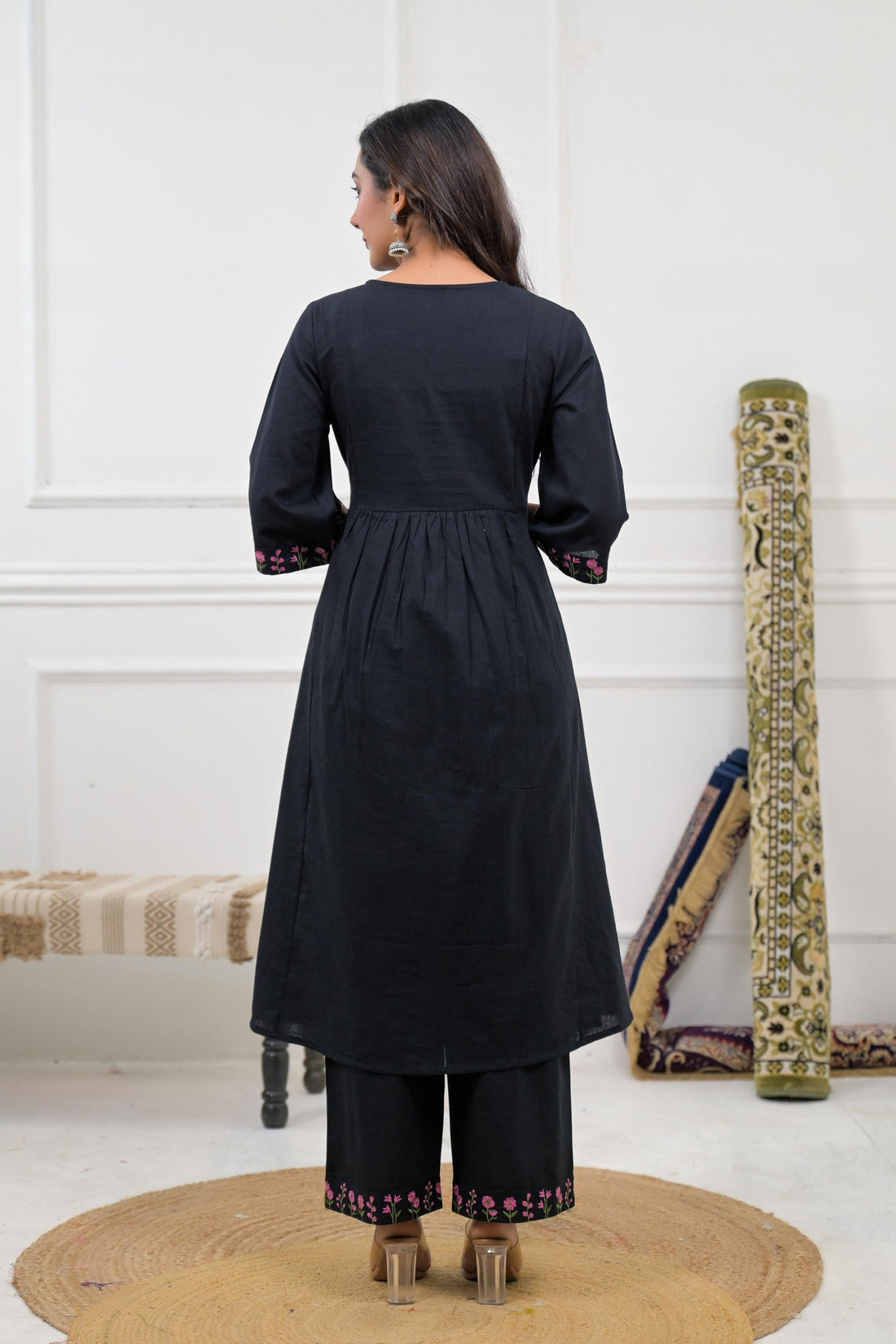 Black Floral Embroidery Kurta set
