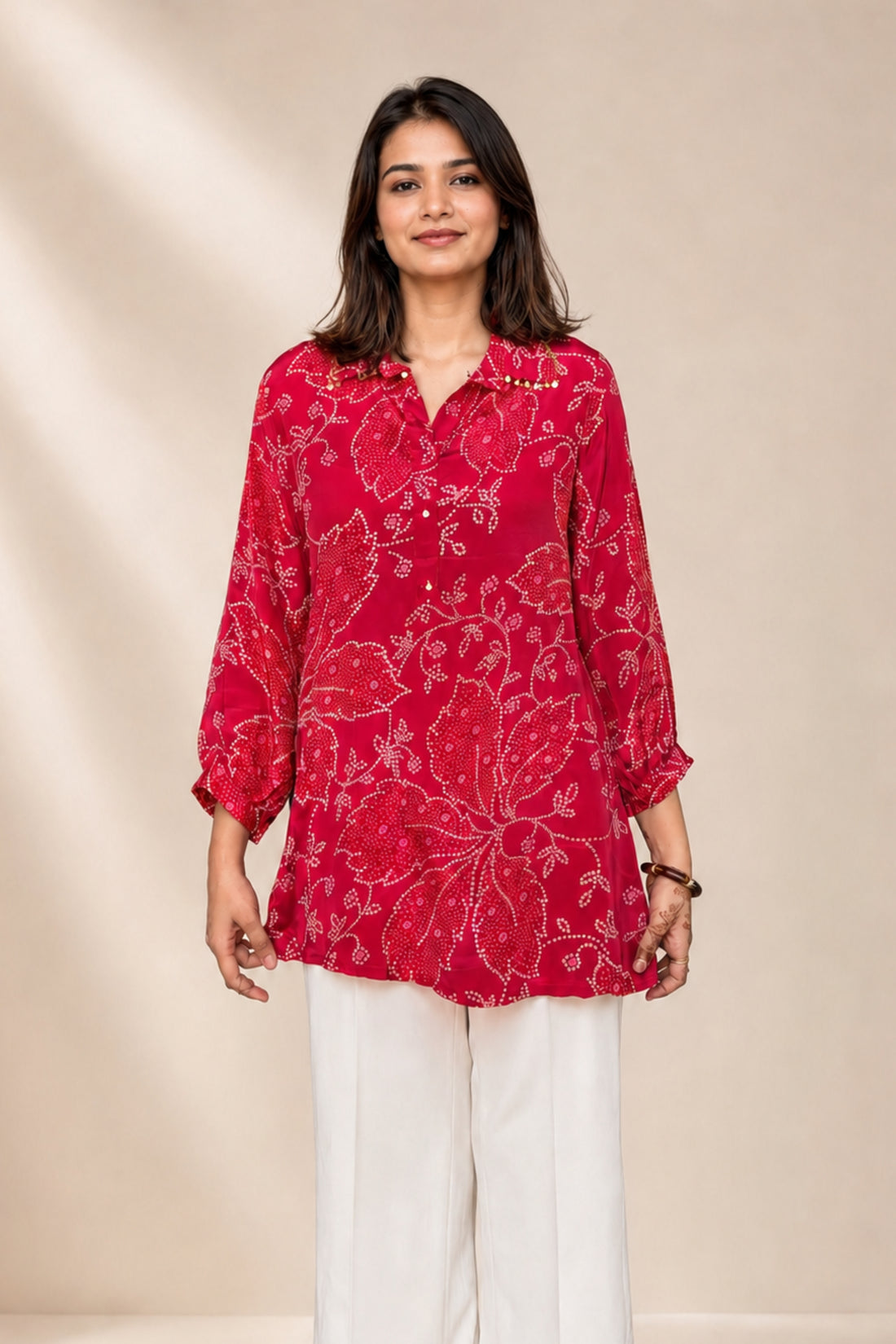 Women's Red Floral Printed Straight Kurti