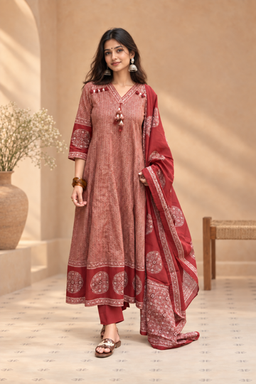 Anarkali Kurta with Maroon color and cotton fabric Geometric Printed V-Neck Anarkali Kurta with Straight Pant With Dupatta