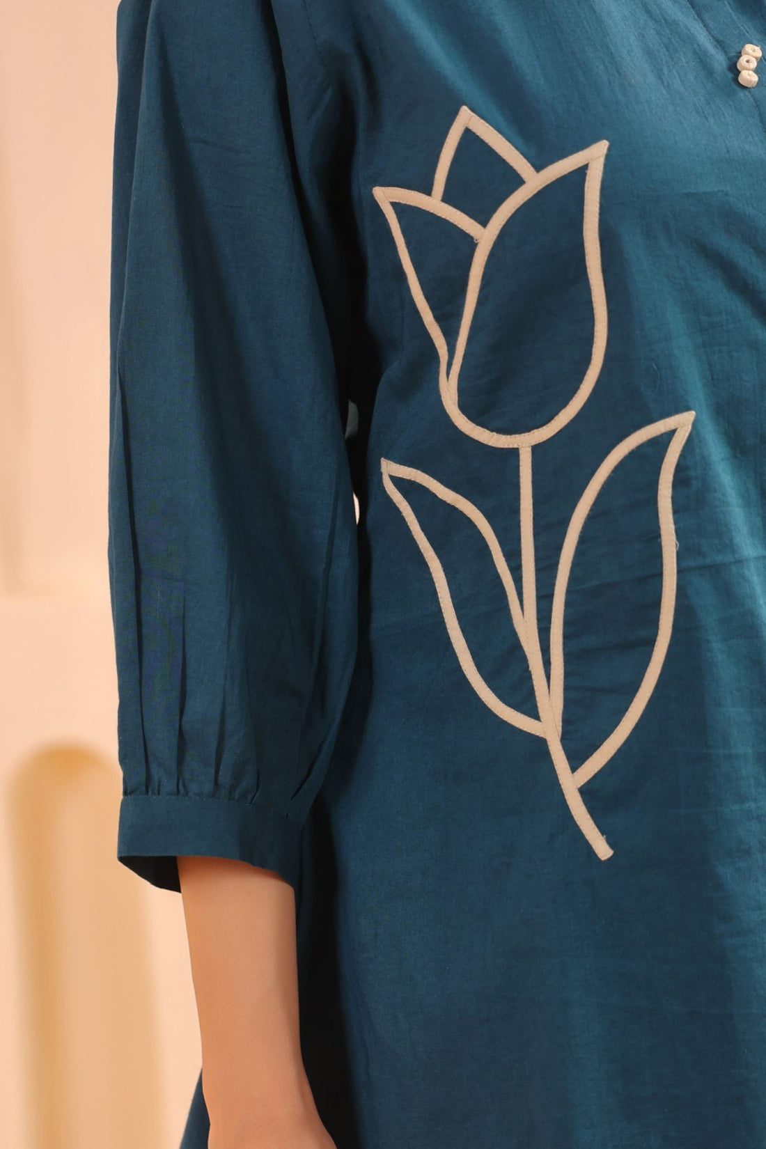 Women Teal Floral Appliqué Co-Ord Set with Flared Pants