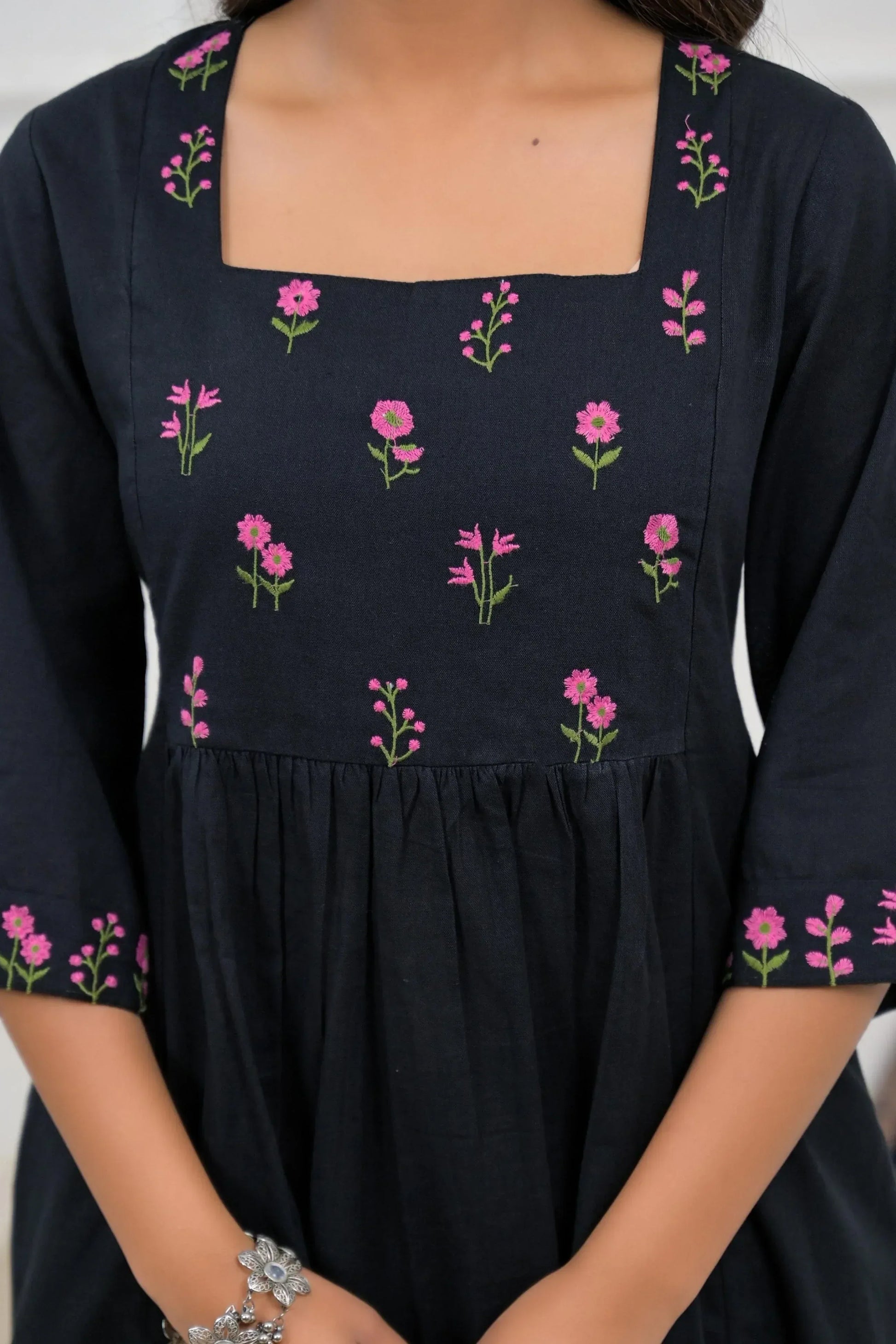Black Floral Embroidery Kurta set - Qurbat 