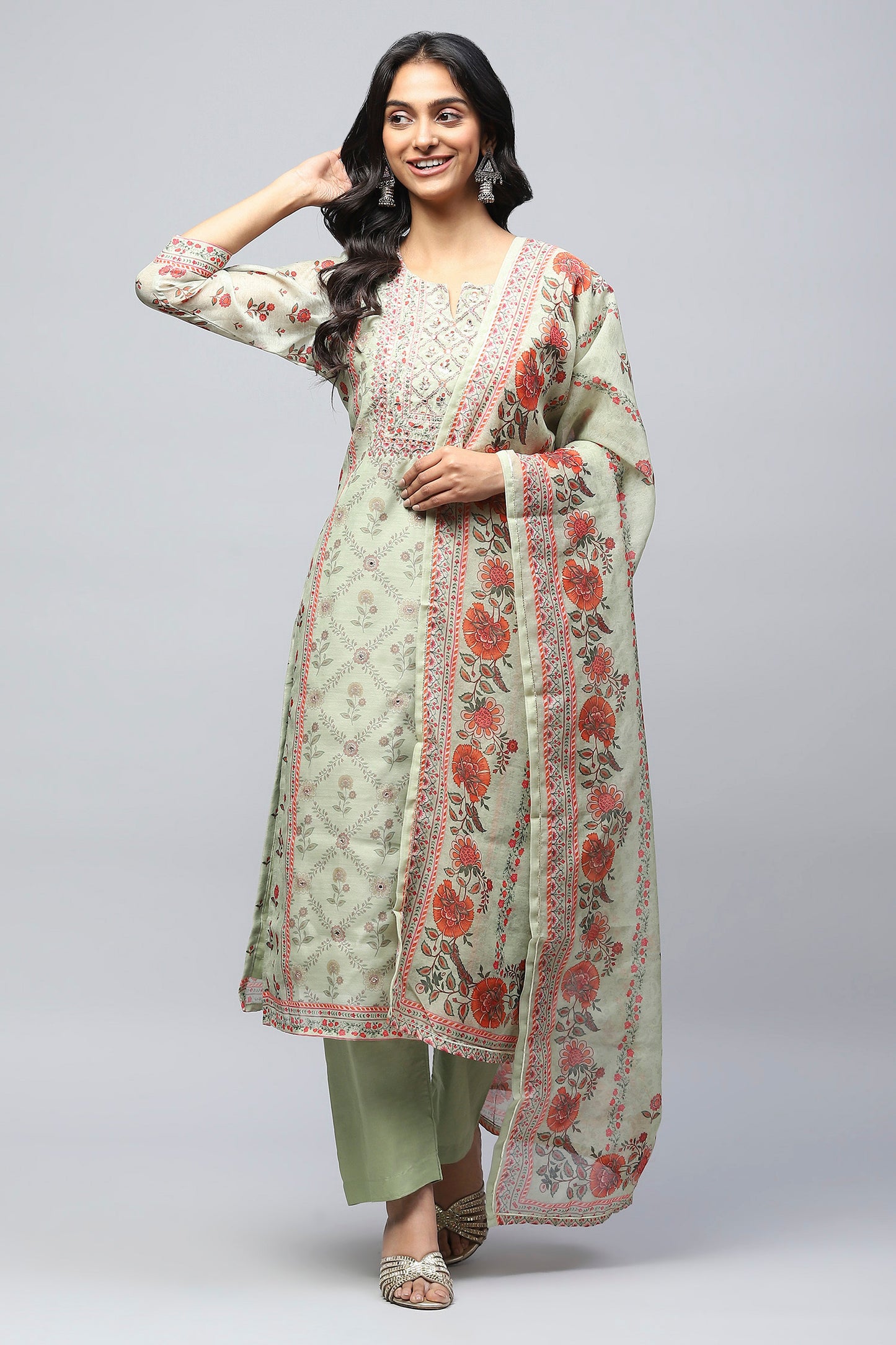 Green Printed Suit Set for Women with Hand Embroidery – Elegant & Chic