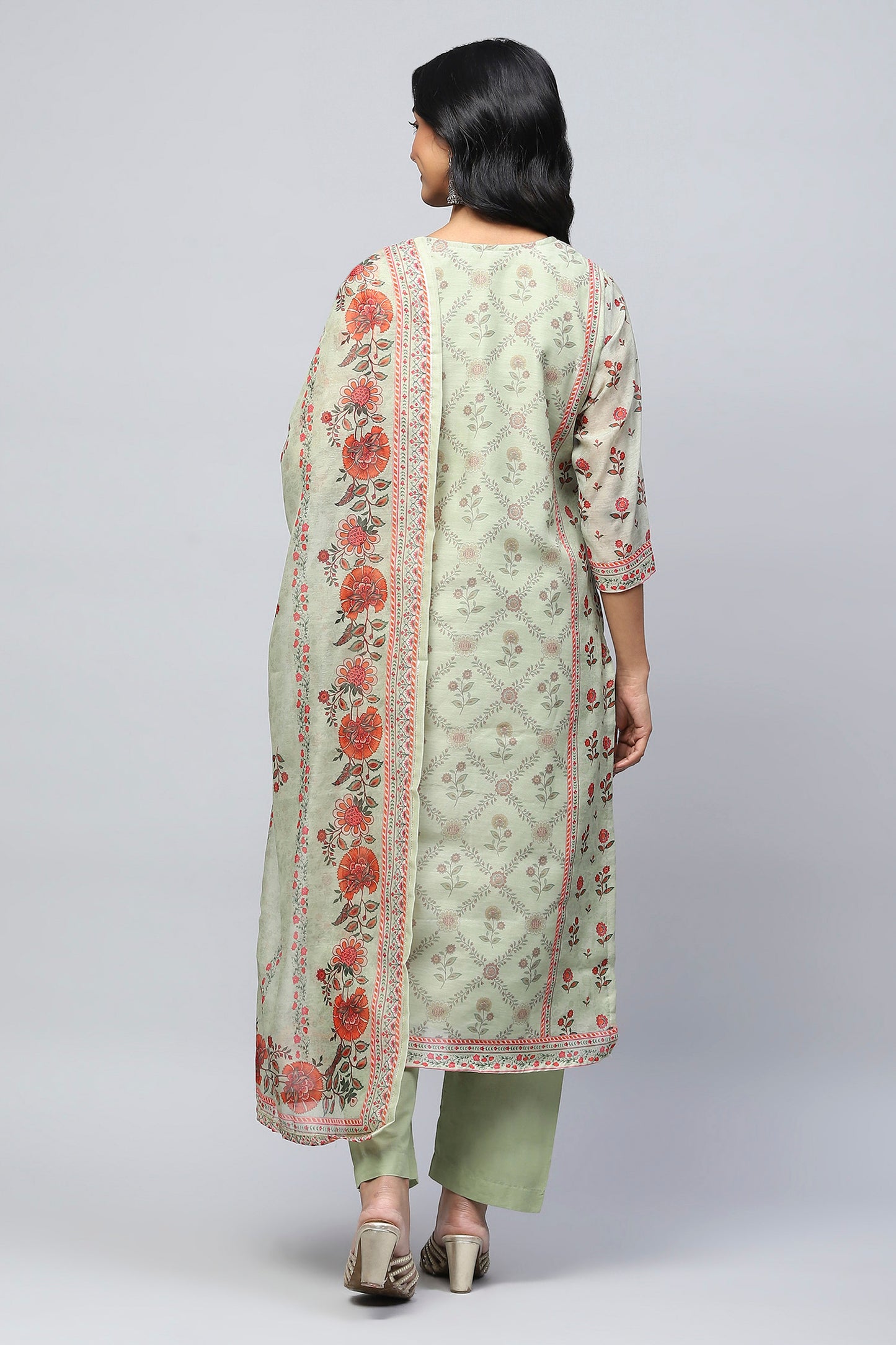 Green Printed Suit Set for Women with Hand Embroidery – Elegant & Chic