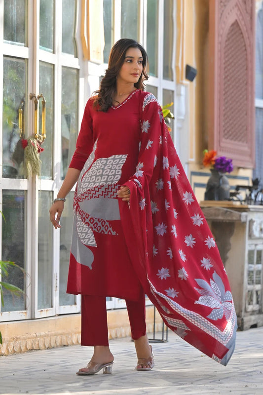 Amethyst Bloom Printed Kurta Set with Dupatta