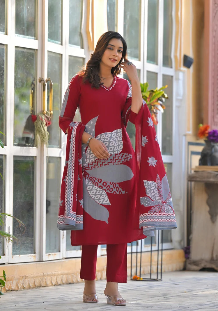 Amethyst Bloom Printed Kurta Set with Dupatta