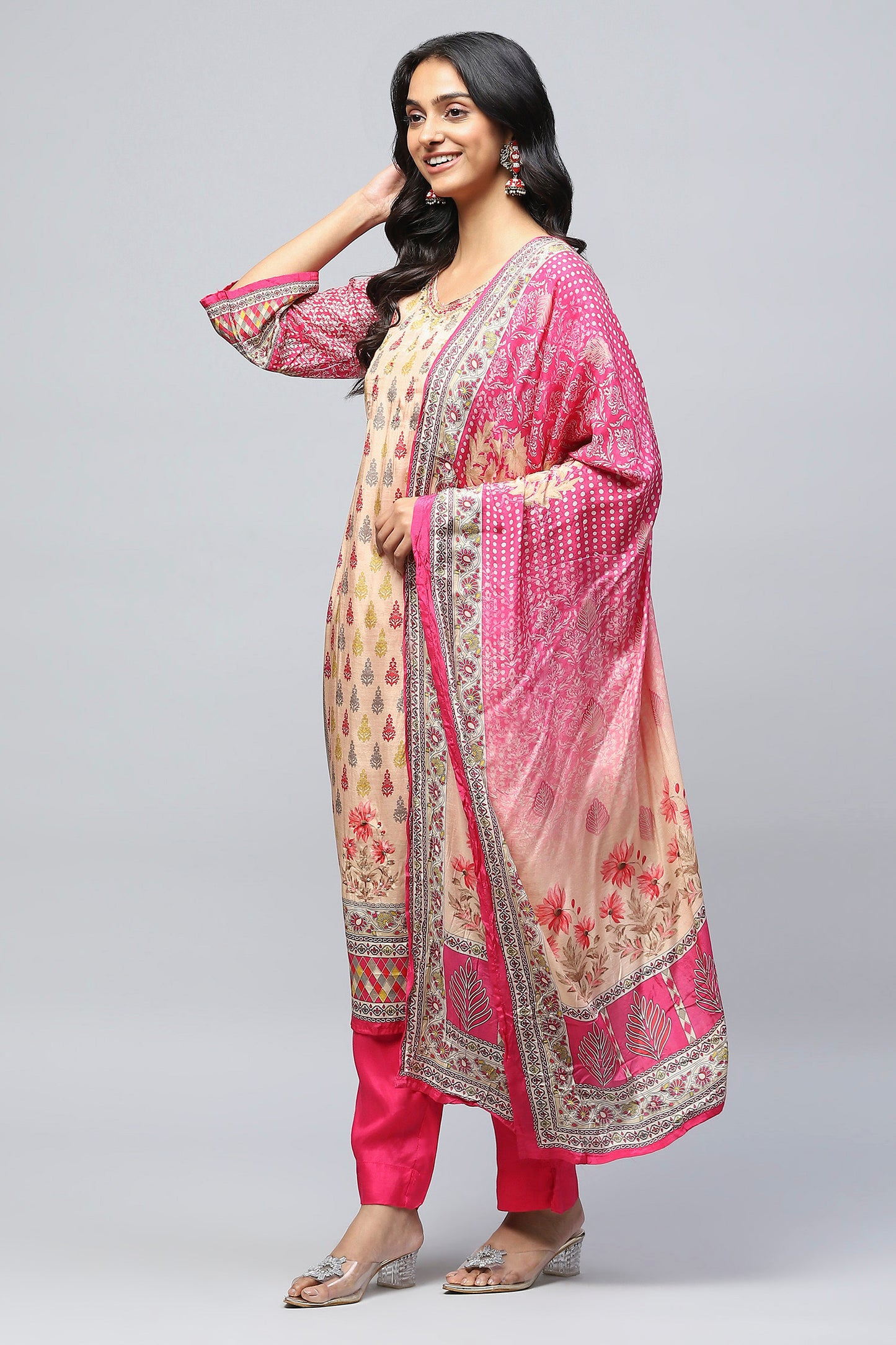 Pink Digital Print Suit Set for Women – Chic & Contemporary