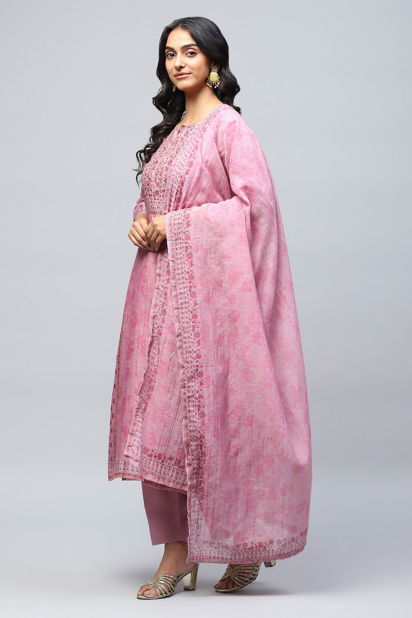 Pink printed suit set with mirror work – Elegant & Traditional