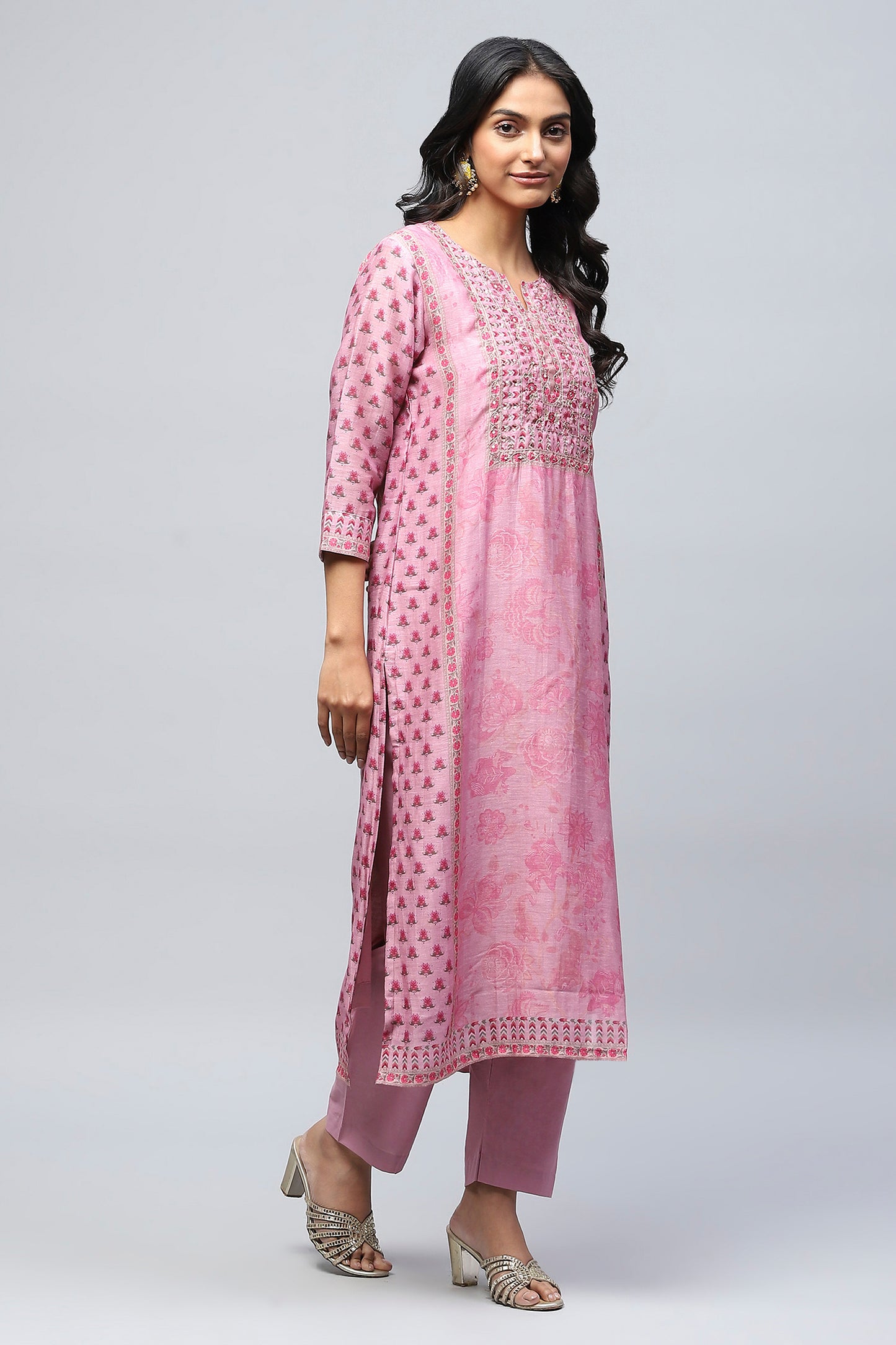 Pink printed suit set with mirror work – Elegant & Traditional