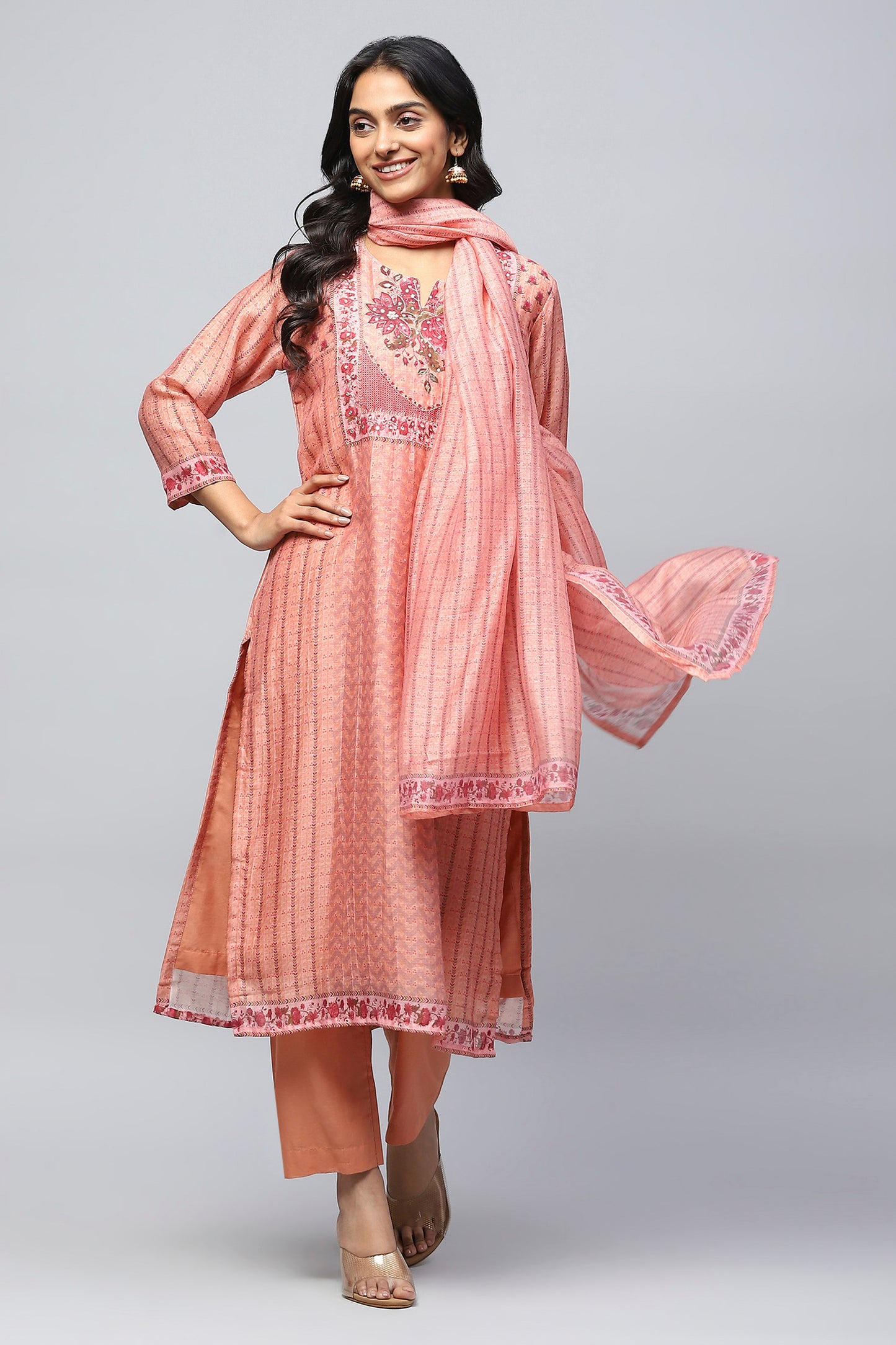 Peach printed suit set with hand embroidery – Elegant & Traditional