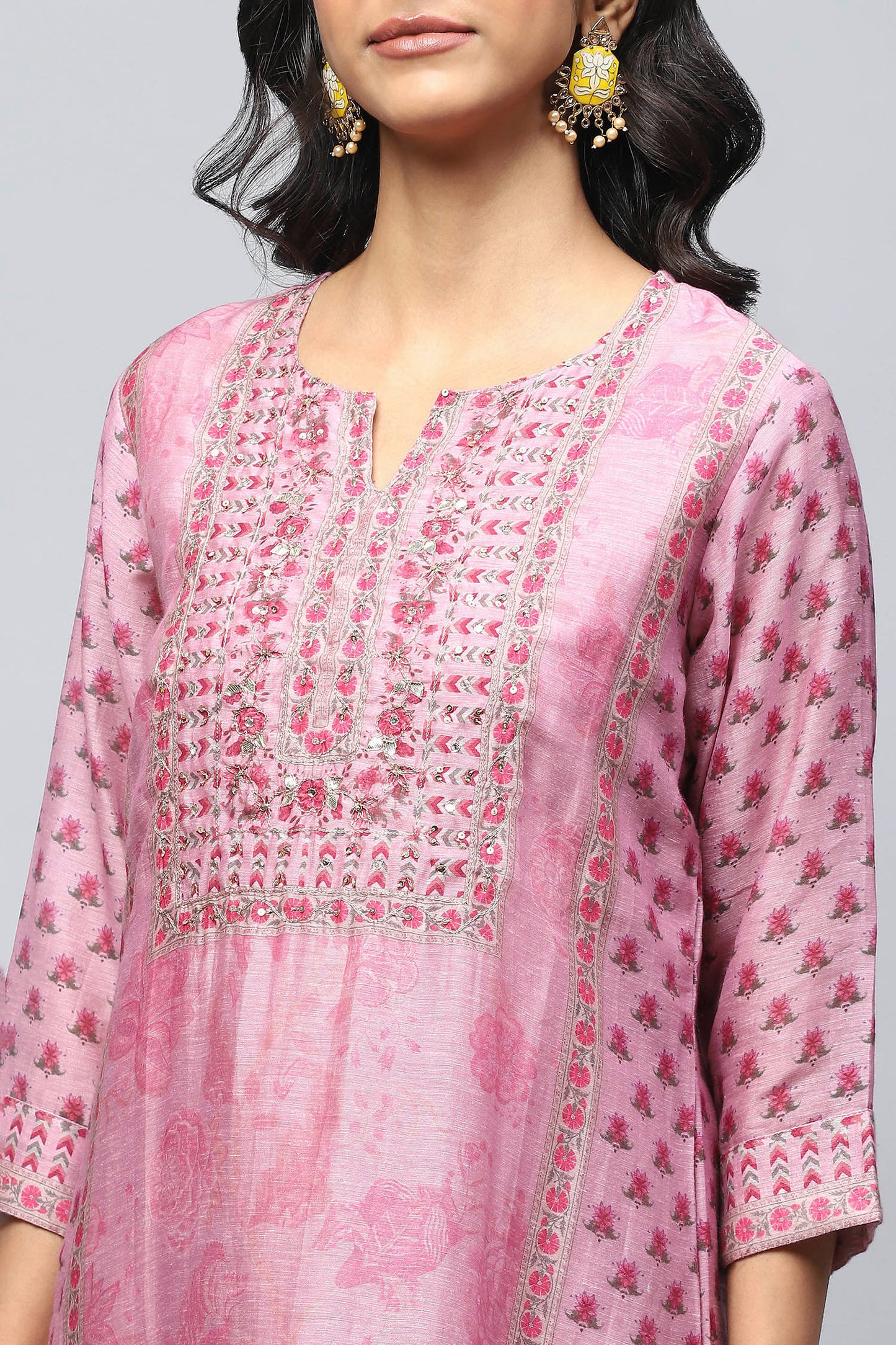 Pink printed suit set with mirror work – Elegant & Traditional