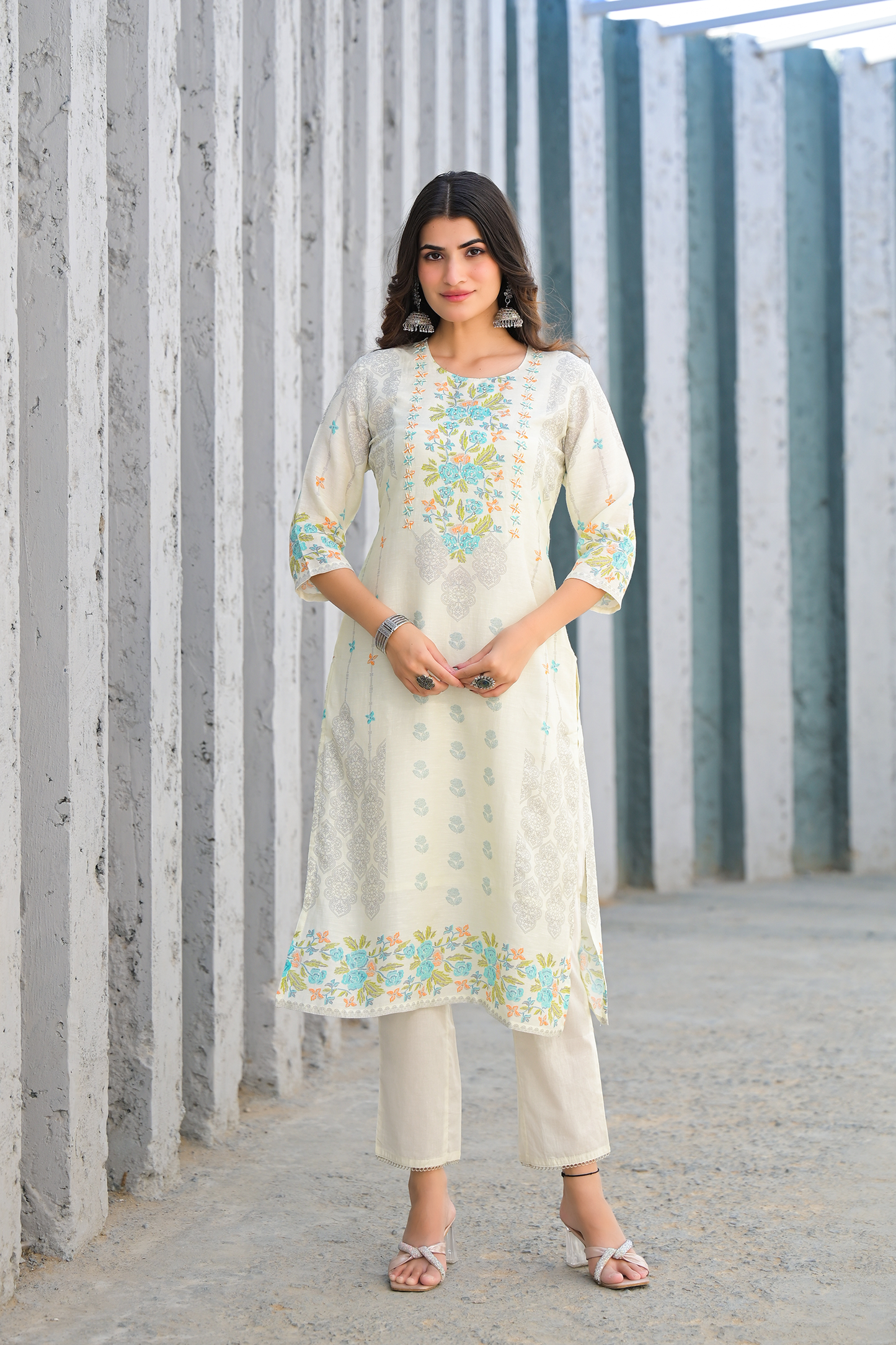 Soft Pink Floral Embroidered Three-Piece Suit Set