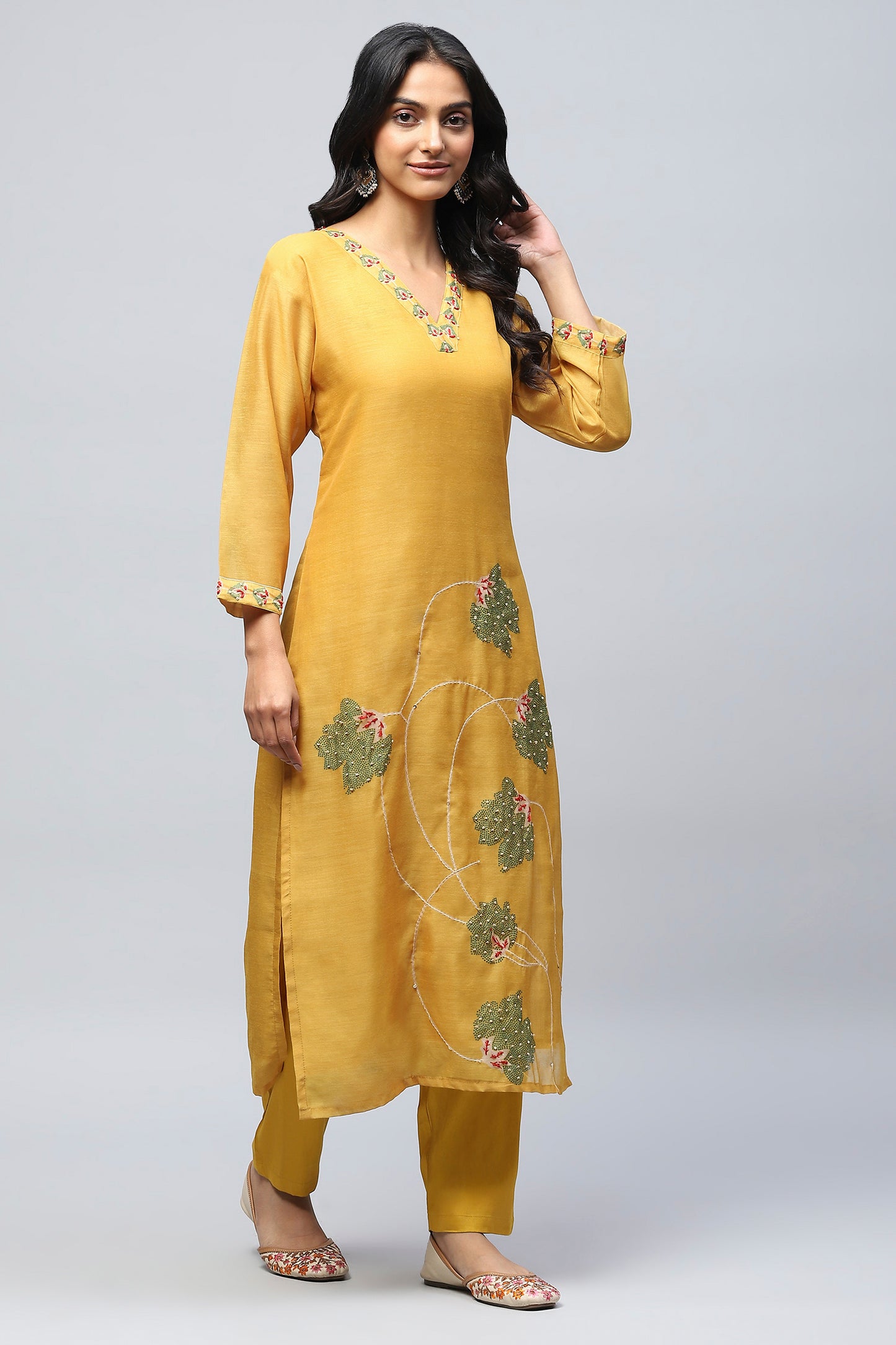 Yellow Digital Print Suit Set for Women with French Knot – Bright & Elegant