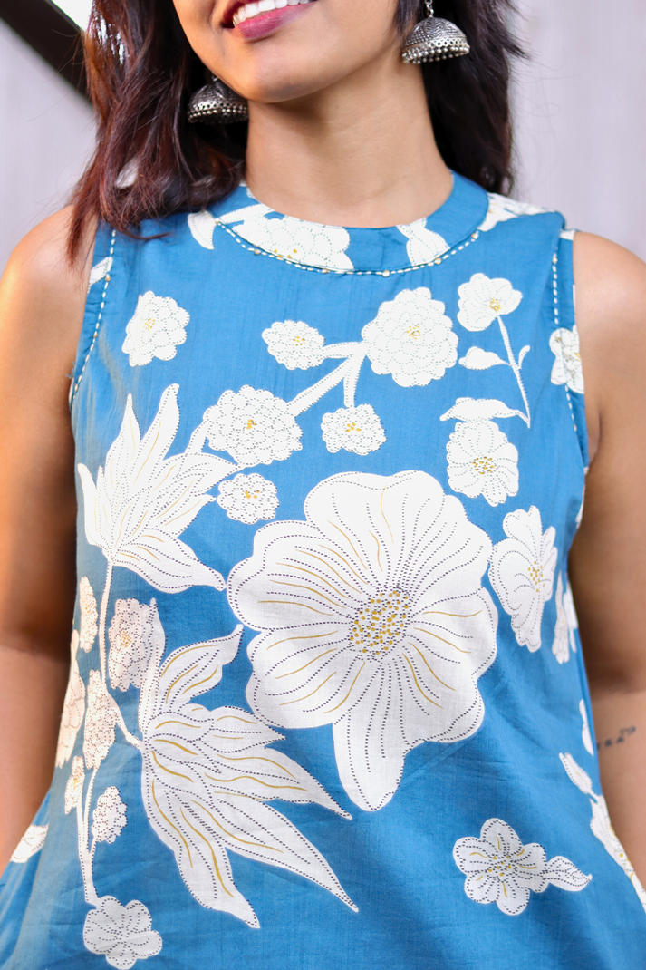 Teal Blue Floral Print Sleeveless Kurta Set (2PC) - Pure Cotton