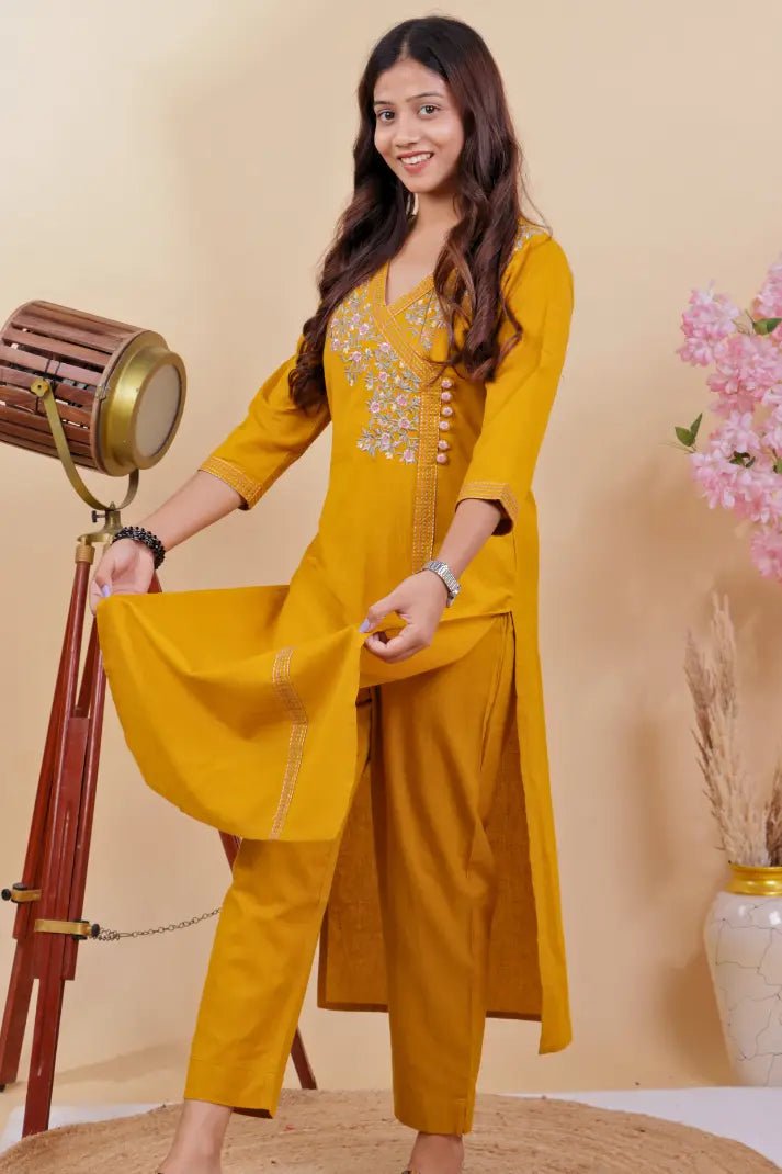 Floral Embroidery Straight Fit Kurta Set - Qurbat
