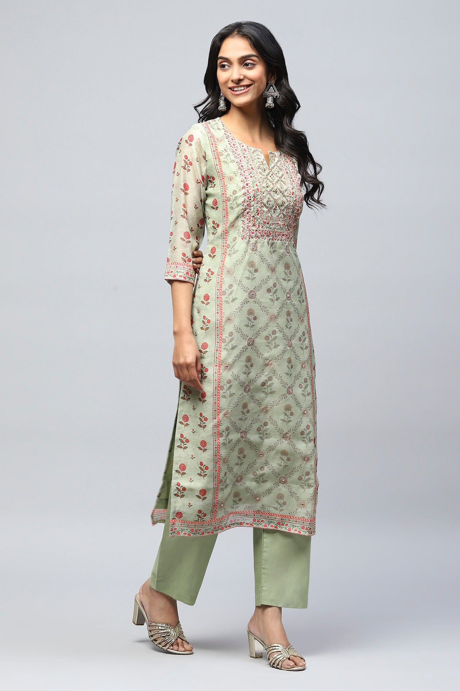 Green Printed Suit Set for Women with Hand Embroidery – Elegant & Chic - Qurbat