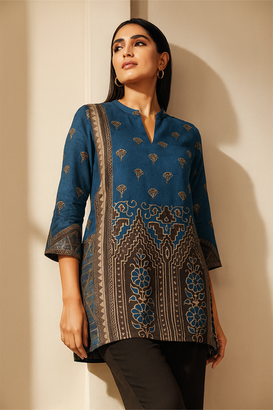 Breathable Muslin Short Kurti – Chic & Comfortable.